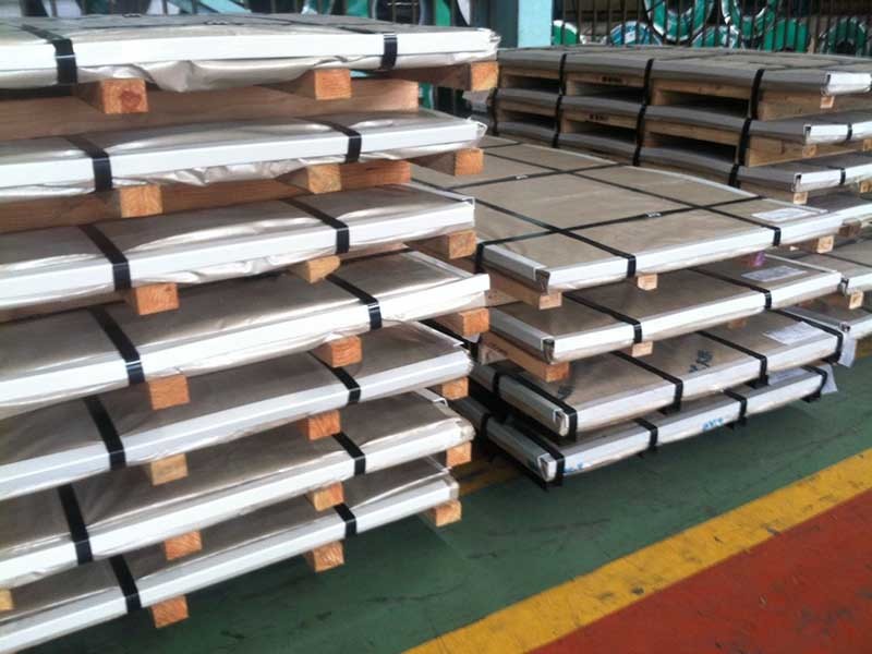 Steel plate packaging1 Steel plate packaging1