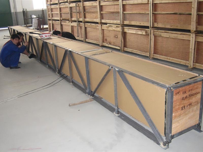Steel tube packaging2 Steel tube packaging2